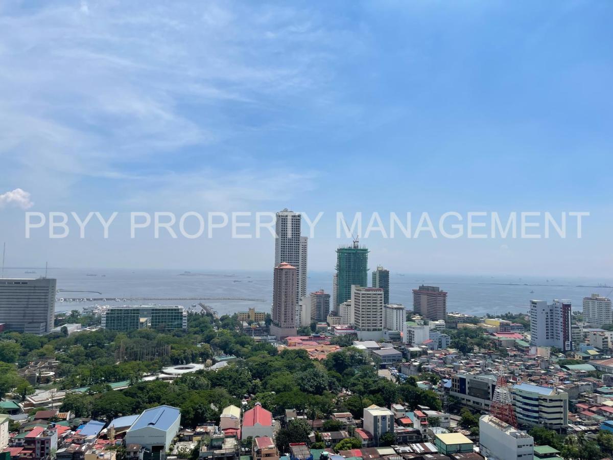 Aparthotel Staycation At Residences